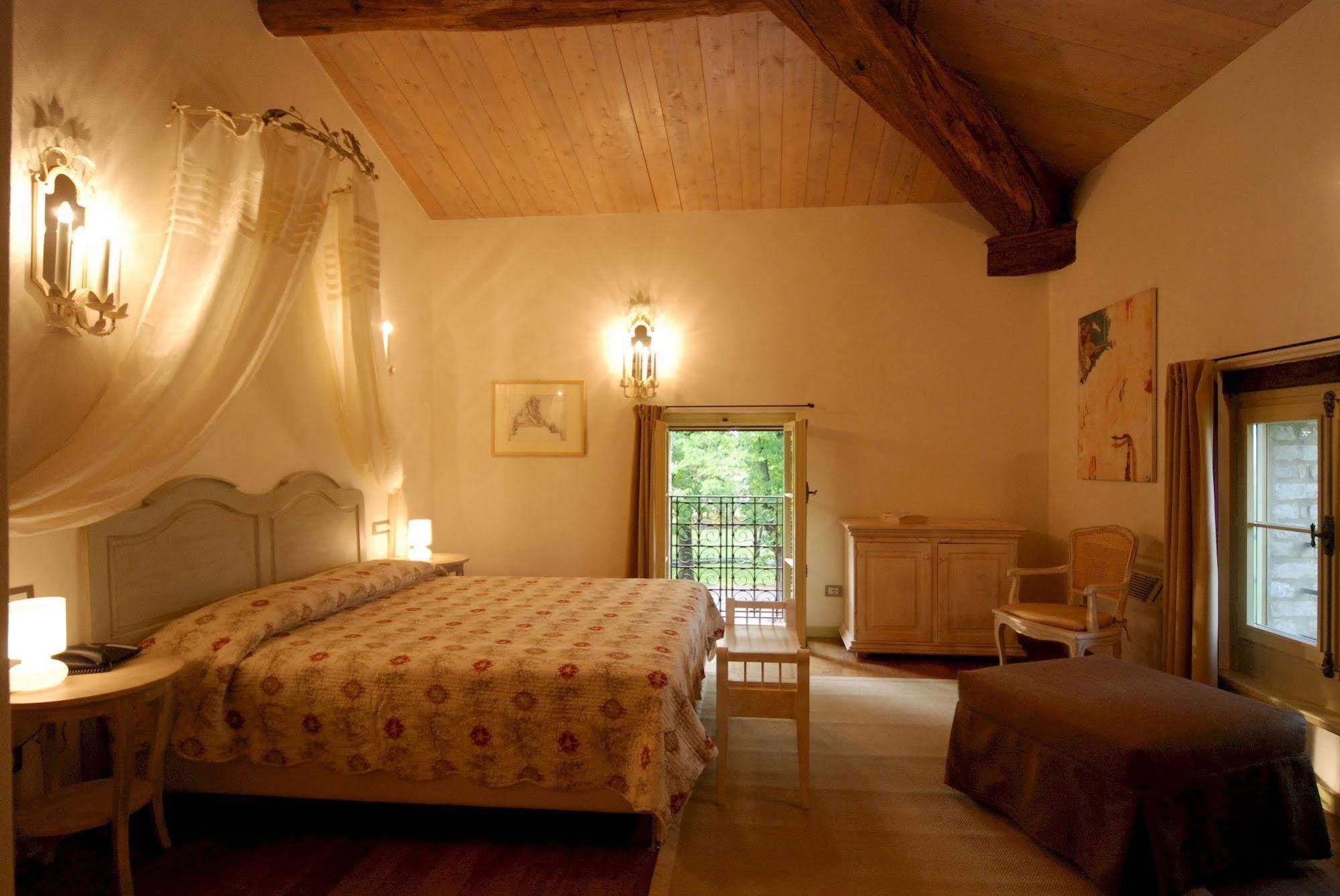Locanda Del Re Guerriero San Pietro in Cerro Extérieur photo